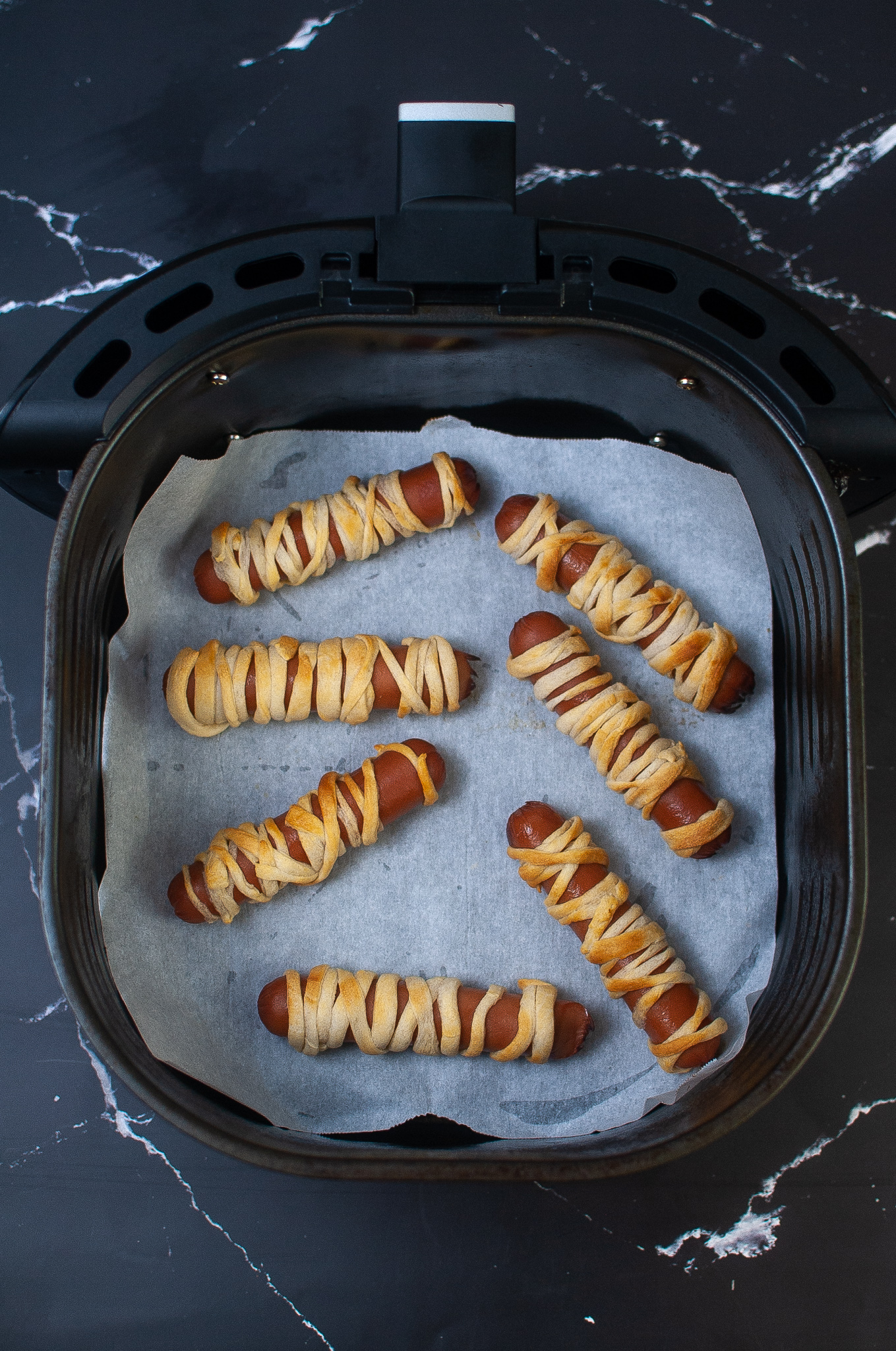 Mummy Dogs are cooked in the Air Fryer 